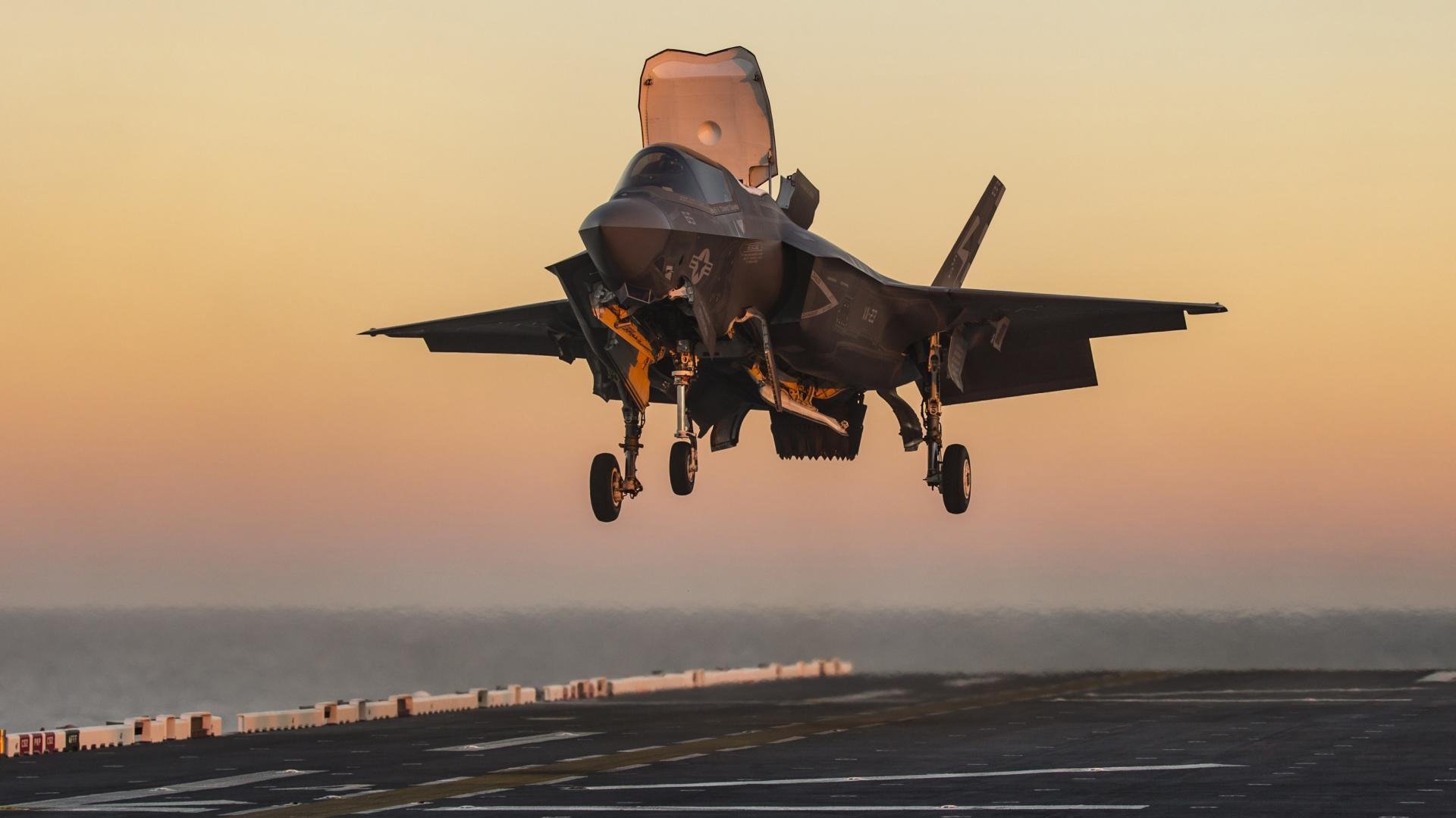 巴掌罗马，争议与灵光之间，迪巴拉单手托起穆里尼奥的欧冠残梦